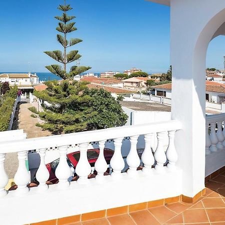 Chalet en Matalascañas a 300 metros de la playa Exterior foto