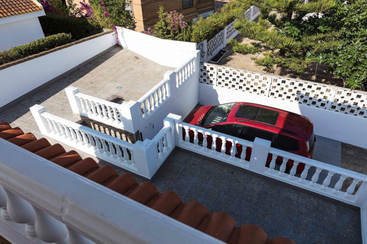 Chalet en Matalascañas a 300 metros de la playa Exterior foto
