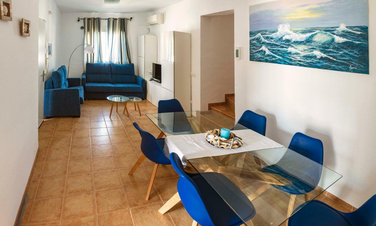 Chalet en Matalascañas a 300 metros de la playa Exterior foto